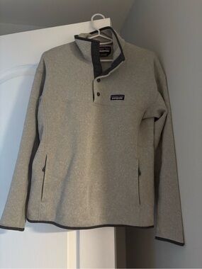 Patagonia Light Gray Women's Fleece Pullover